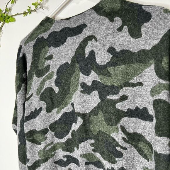 Magaschoni Women's Olive Camouflage Open Front Cardigan Size Small NWT - Picture 10 of 10